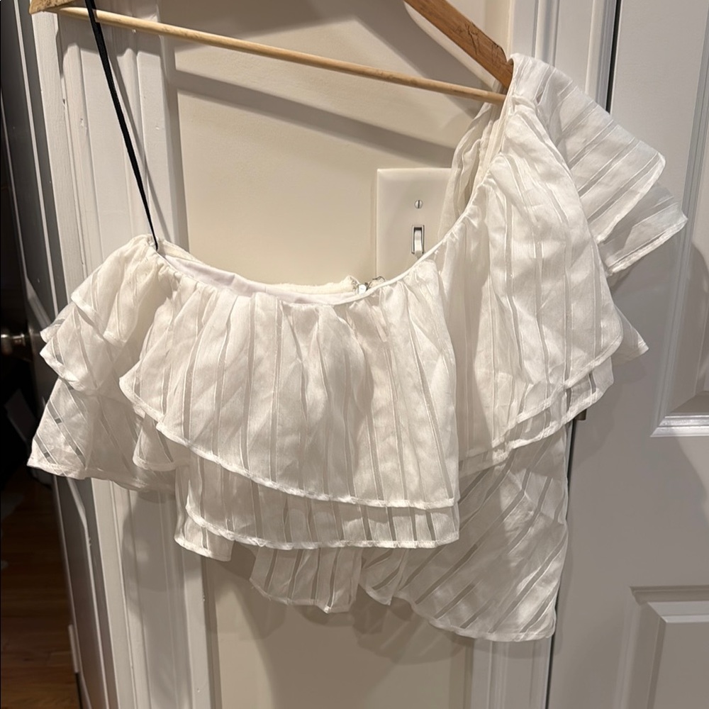 NBD White Asymmetrical Ruffled Blouse